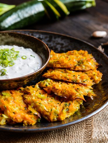 Kürbis Zucchini Bratlinge